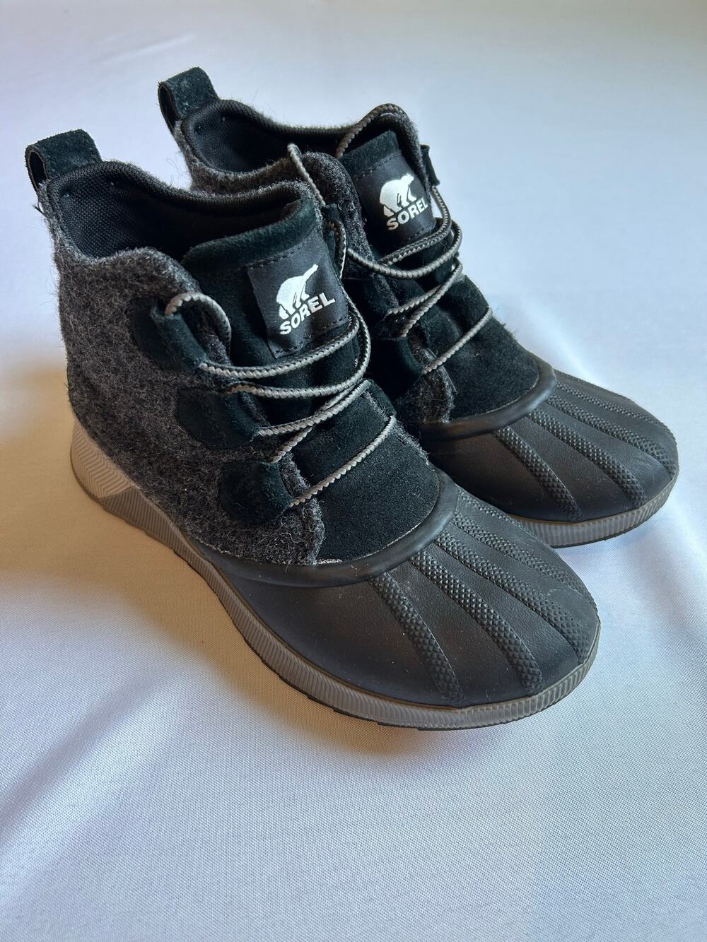 Sorel Out N About III Waterproof Duck Boots Black Grey 7.5 US